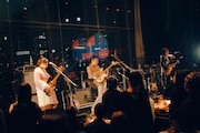 「MONO NO AWARE Billboard Live Tour 2024」東京公演2ndステージの様子。(撮影:マスダレンゾ)