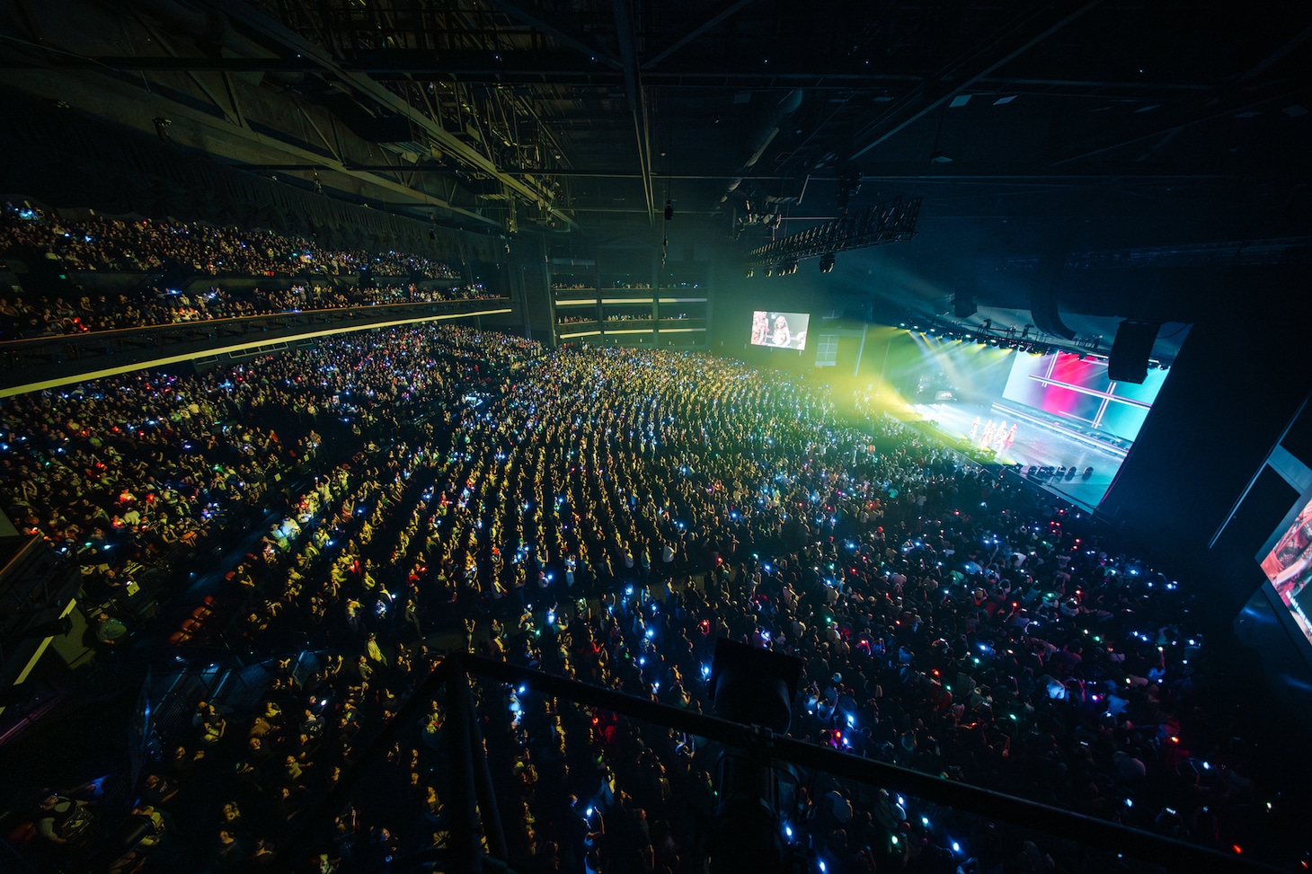 「XG 1st WORLD TOUR "The first HOWL"」ロサンゼルス公演の様子。