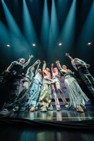 「XG 1st WORLD TOUR "The first HOWL"」ロサンゼルス公演の様子。