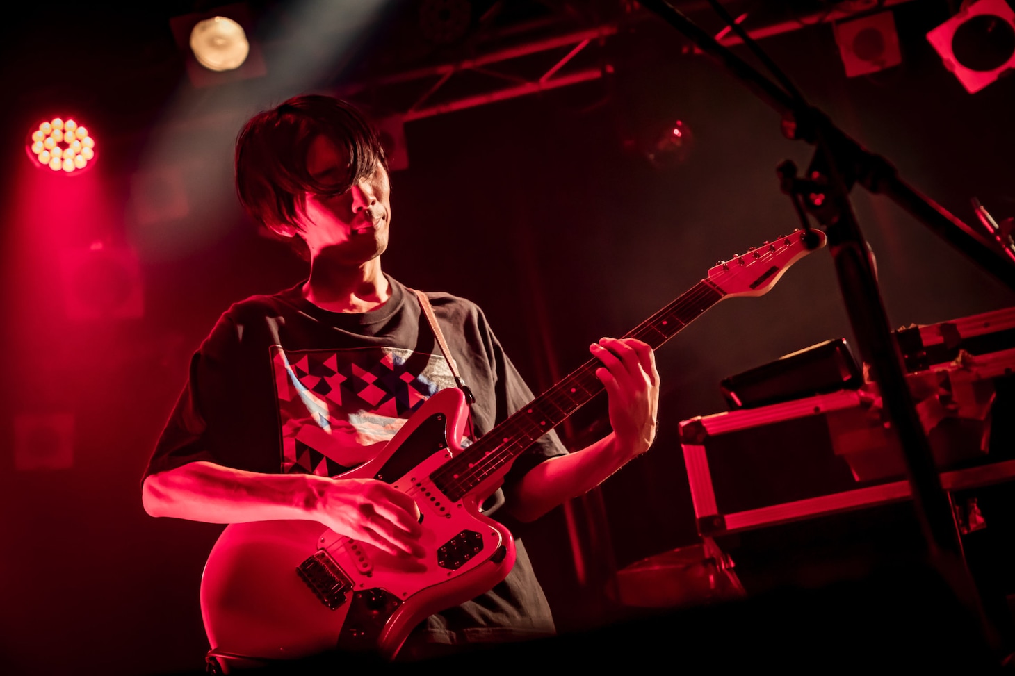 楠本構造（G, Syn / LITE）（Photo by TAKASHI KONUMA）