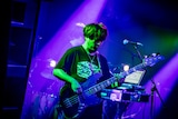 井澤惇(B / LITE)(Photo by TAKASHI KONUMA)