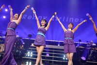 高城れに「まるっと10年まるごとれにちゃんポジティブがすぎるツアー」最終公演の様子。（撮影：上飯坂一）