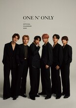 「ONE N' ONLY OFFICIAL CALENDER 2025」表紙(c)SDP