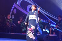 10月27日に兵庫・アクリエひめじ（姫路市文化コンベンションセンター）で「丘みどりコンサート2024 ～演魅Vol.5～」を開催した丘みどり。