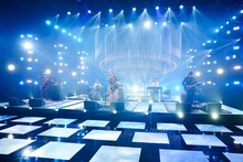 「SONGS」より、「コーヒー」披露中の奥田民生。（写真提供：NHK）