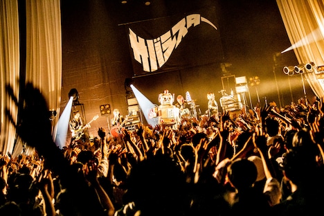 サバシスター（撮影：齋藤タカヒロ）