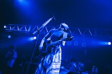 阿部真央（撮影：ハヤシマコ）