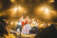 阿部真央（撮影：ハヤシマコ）