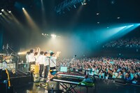 阿部真央「15th Anniversary Abe Mao Zepp Live Tour 2024」最終公演の様子。（撮影：ハヤシマコ）