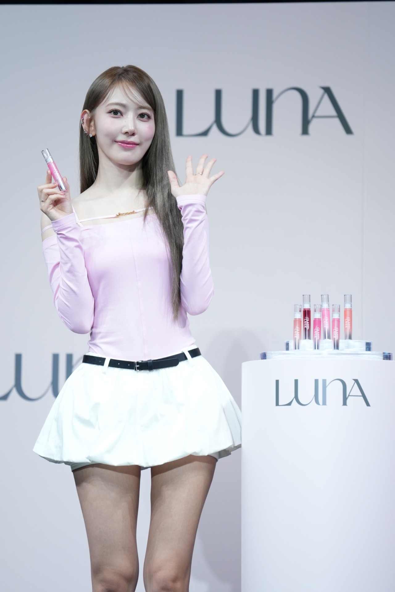 SAKURA（LE SSERAFIM）