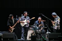 ZAZEN BOYS（撮影：菊池茂夫）