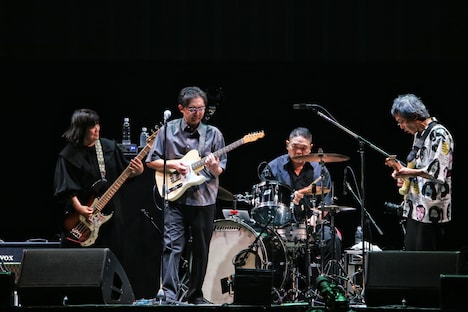 ZAZEN BOYS（撮影：菊池茂夫）