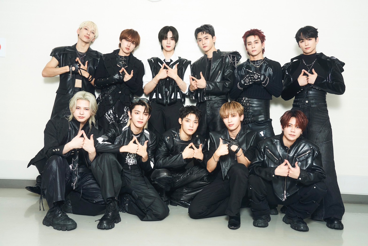 INI  (c)LAPONE Entertainment