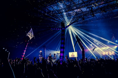 HYDE「HYDE [INSIDE] LIVE 2024 -EXTRA-」幕張メッセ国際展示場9～11ホール公演の様子。