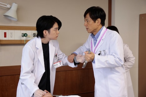 「ドクターY～外科医・加地秀樹～」より。(c)テレビ朝日