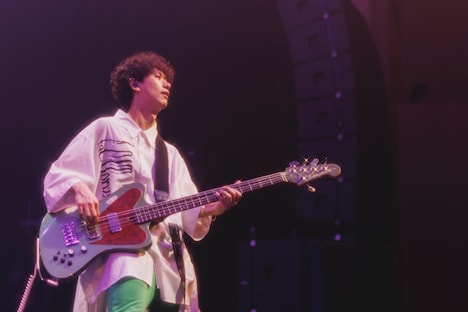 須藤優（B）（Photo by Viola Kam［V'z Twinkle］）