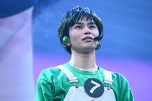 8号車に感謝の言葉を伝えるタクヤ。