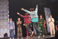 ユーキとアロハの罰ゲームの様子。