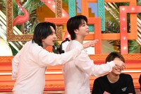 M!LKの吉田仁人と塩崎太智。