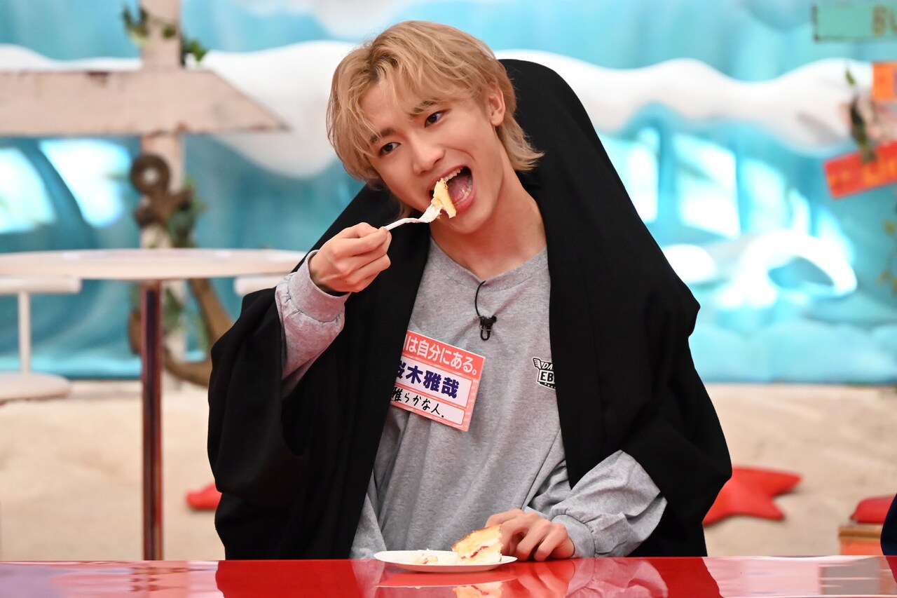 ケーキを食べる桜木雅哉（原因は自分にある。）。 [画像ギャラリー 37