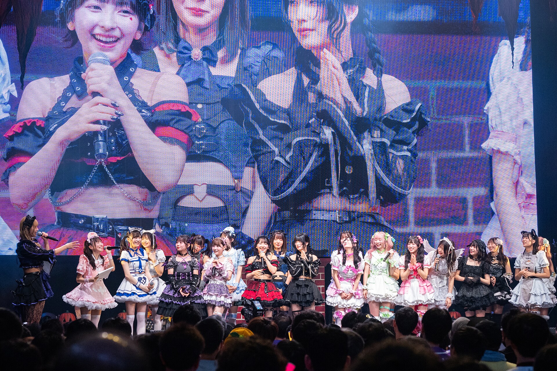 悪魔にナースに魔法少女に、ゼロイチアイドルが歌舞伎町でハロウィン