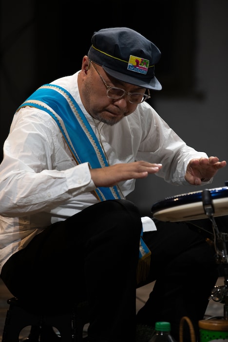 ASA-CHANG＆巡礼ニューヨーク公演の様子。（Courtesy of ISSUE Project Room. Photography by Aaron Rosenblum.）