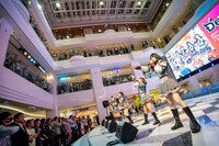 Devil ANTHEM.によるライブの様子。