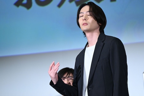 高松アロハを“降ろす”犬飼貴丈。