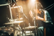 大工原幹雄(Dr / サニーデイ・サービス)(Photo by Kana Tarumi)