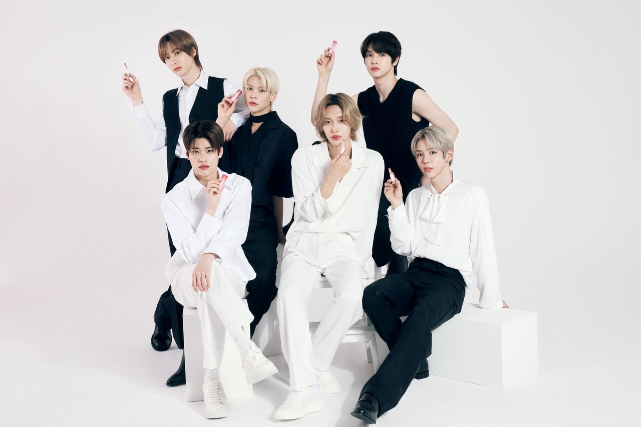 RIIZEがエチュード新作リップビジュアルに登場、ステッカー付き商品も発売