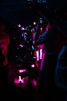 DJ星名美怜を撮影するみれりーず。