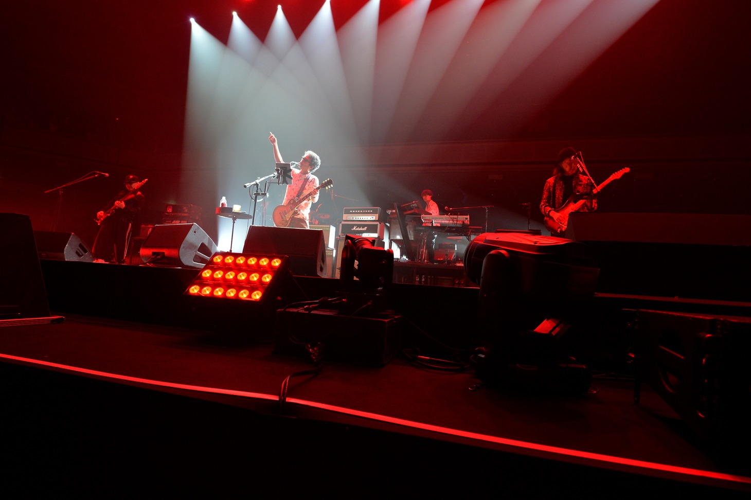 「GOZ LIVE AT RYOGOKU KOKUGIKAN」の様子。