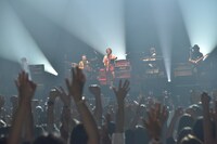 「GOZ LIVE AT RYOGOKU KOKUGIKAN」の様子。