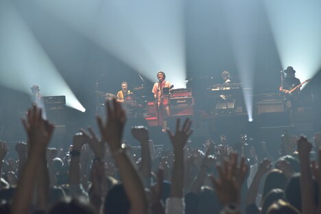 「GOZ LIVE AT RYOGOKU KOKUGIKAN」の様子。