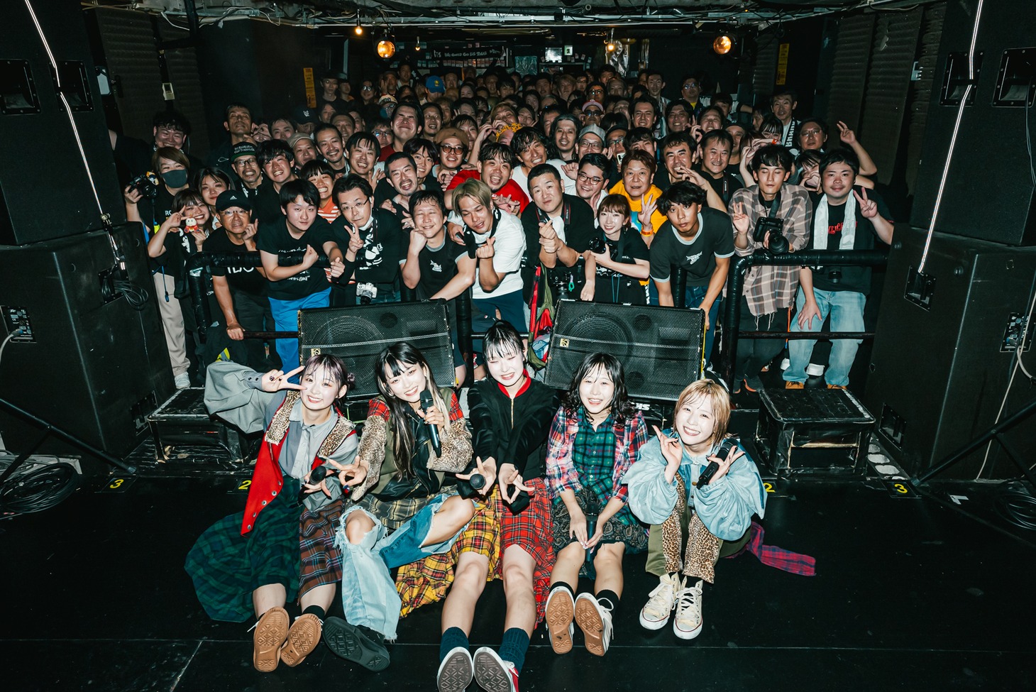 栄R.A.DのBiSと研究員。