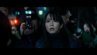 映画「正体」に出演する吉岡里帆。
