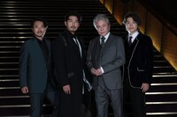 「レ・ミゼラブル」対談に登場した飯田洋輔、吉原光夫、鹿賀丈史、佐藤隆紀（左から）。