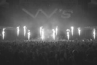 「WurtS LIVE AT BUDOKAN」の様子。（Photo by Takeshi Yao）