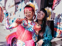 チャラン・ポ・ランタン「秋のブタ音楽祭2024 ～空き地deランタンサーカス～」の様子。（撮影：なかむらしんたろう）