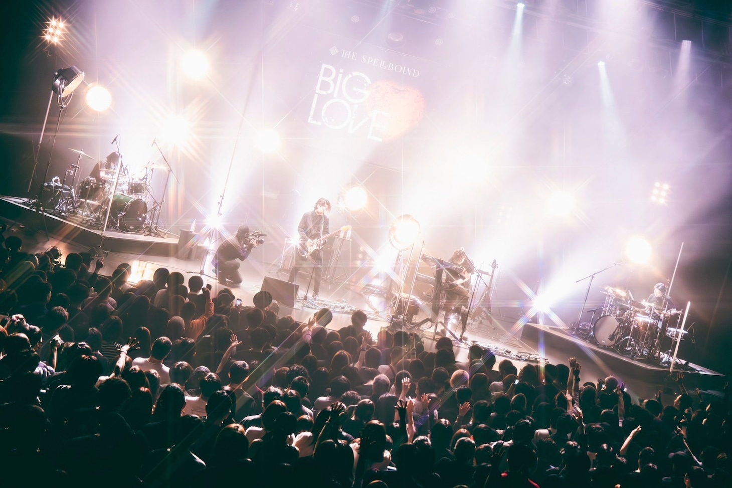 THE SPELLBOUND「BIG LOVE TOUR Vol.2 2024 -Voyager-」東京・EX THEATER ROPPONGI公演の様子。（撮影：タカギユウスケ）