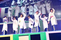 THE SUPER FRUIT（撮影：上溝恭香）