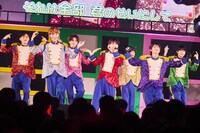 THE SUPER FRUIT（撮影：上溝恭香）