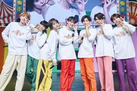 THE SUPER FRUIT（撮影：上溝恭香）