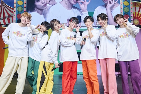 THE SUPER FRUIT（撮影：上溝恭香）