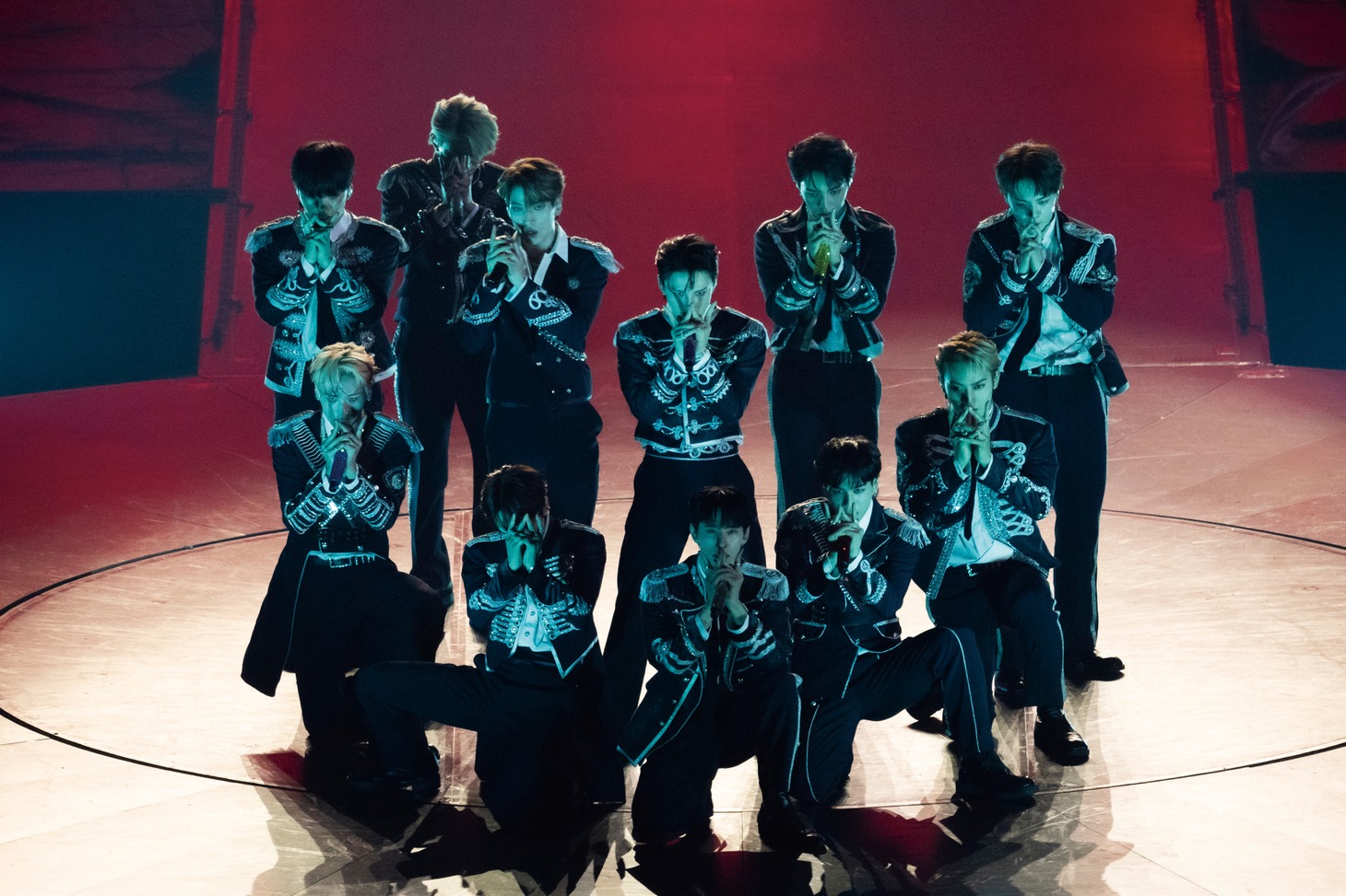 「2023 JO1 2ND ARENA LIVE TOUR 'BEYOND THE DARK:RISE in KYOCERA DOME OSAKA'」より。(c)LAPONE Entertainment