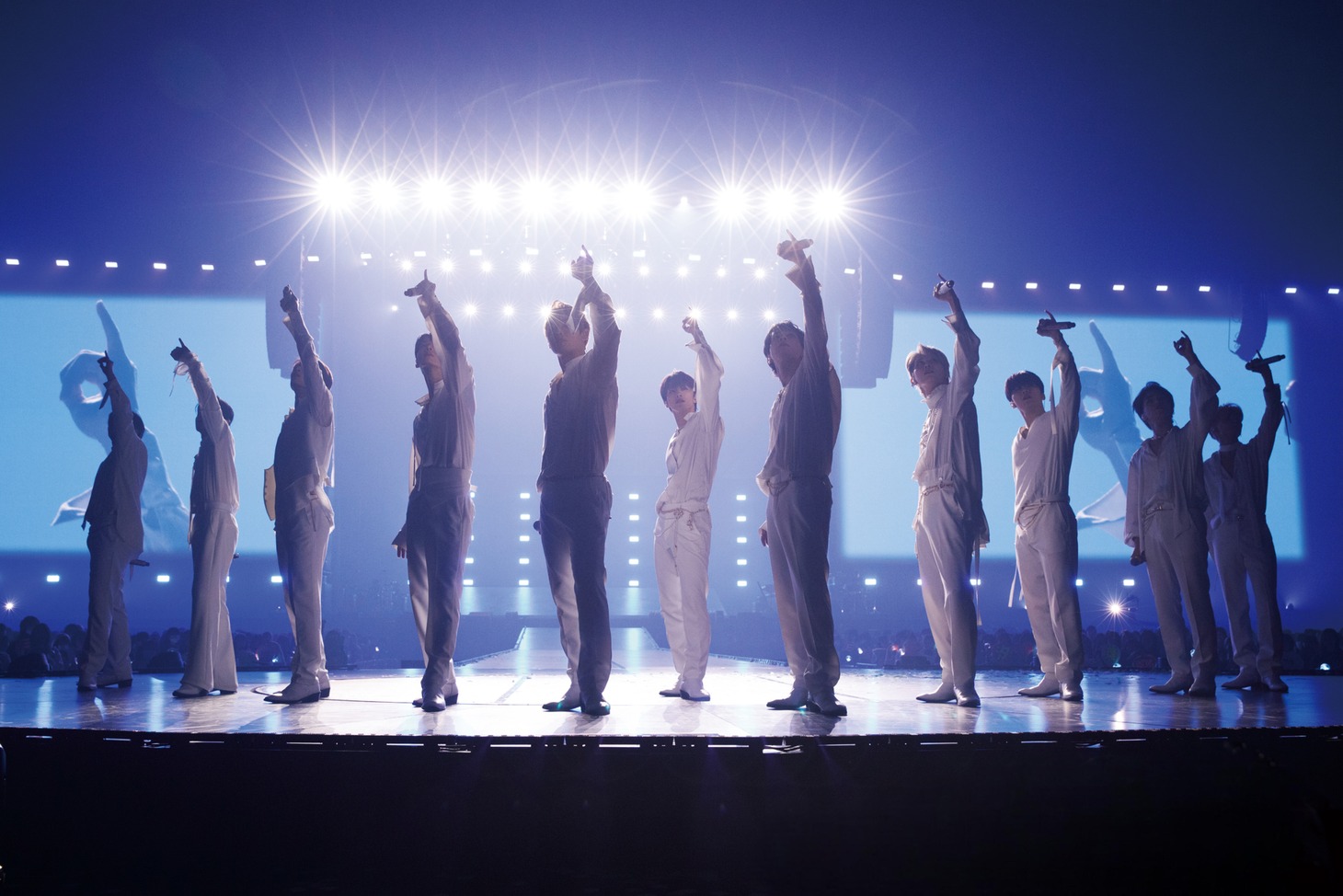 「2023 JO1 2ND ARENA LIVE TOUR 'BEYOND THE DARK:RISE in KYOCERA DOME OSAKA'」より。(c)LAPONE Entertainment