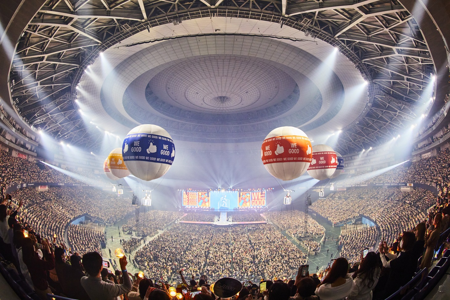 「2023 JO1 2ND ARENA LIVE TOUR 'BEYOND THE DARK:RISE in KYOCERA DOME OSAKA'」より。(c)LAPONE Entertainment