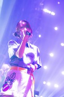 理名（Vo, G）（撮影：キセキミチコ）