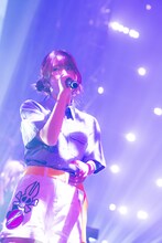 理名（Vo, G）（撮影：キセキミチコ）