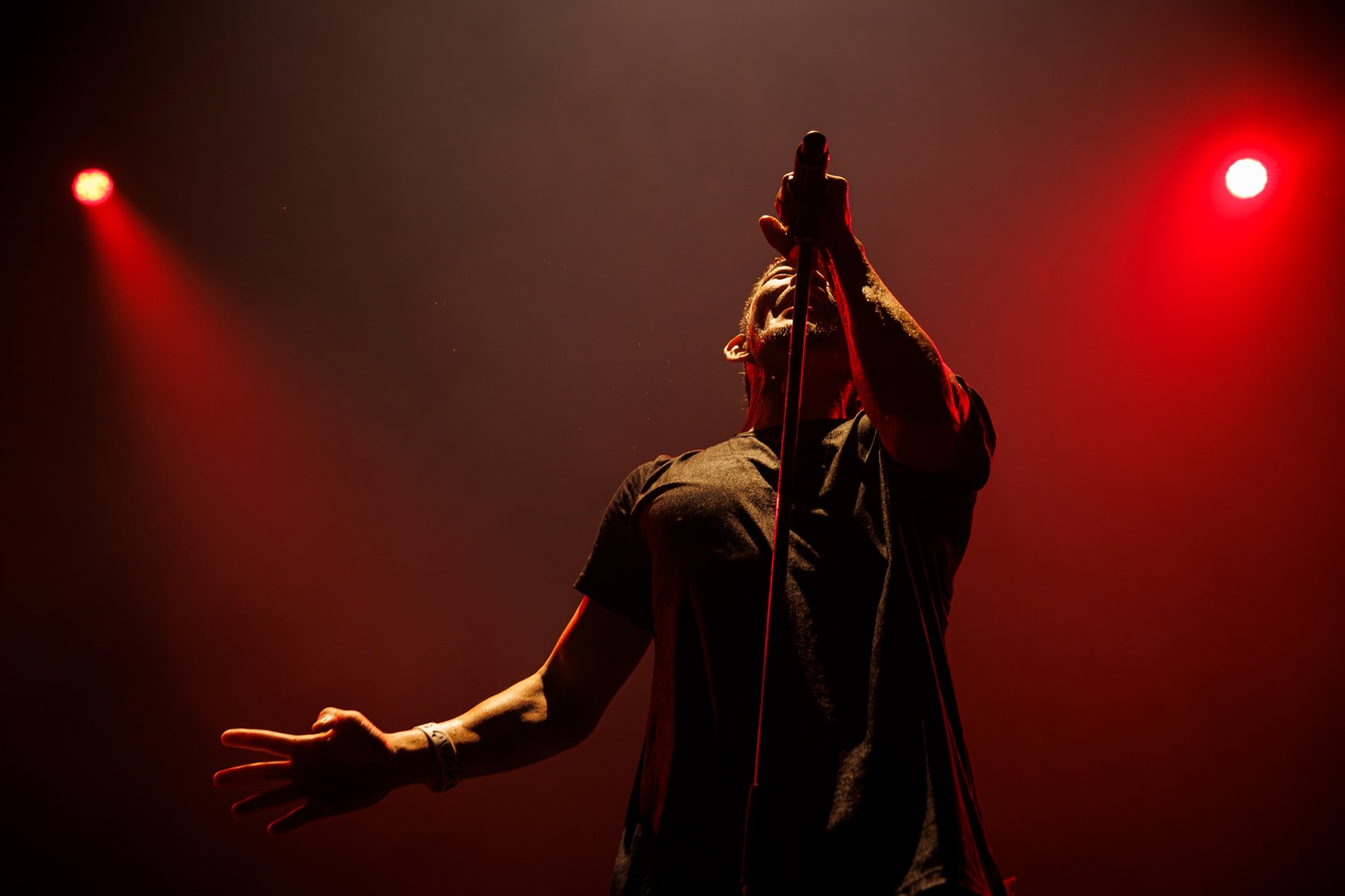 TOSHI-LOW（Vo）（Photo by Tsukasa Miyoshi［Showcase］）
